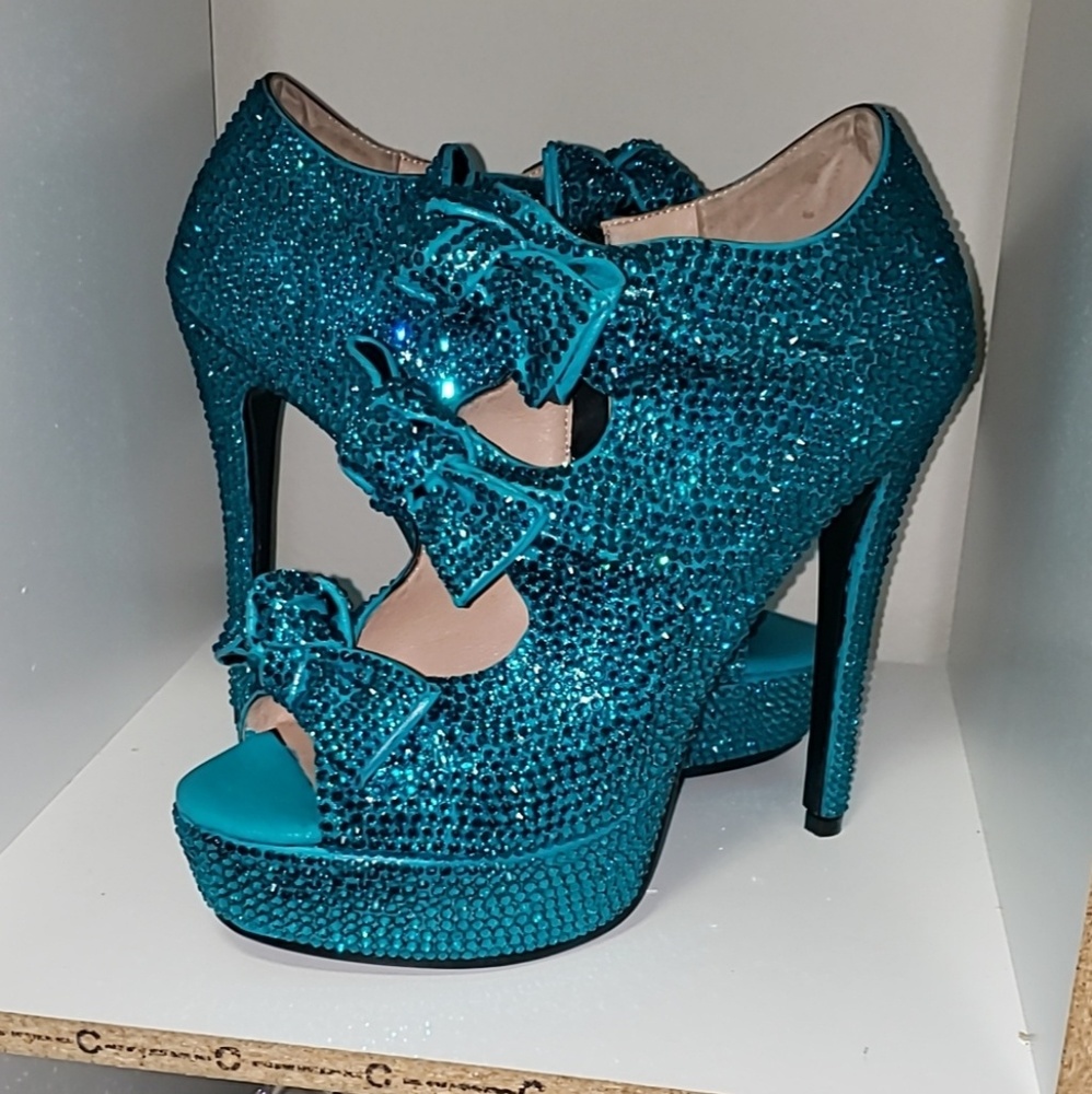 Custom crystal heels (turquoise)